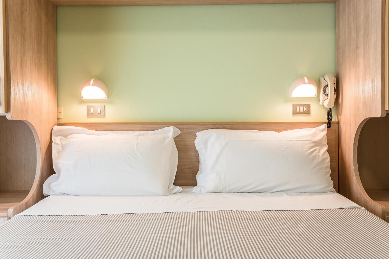 צ'סנטיקו Piccolo Hotel Kursaal מראה חיצוני תמונה